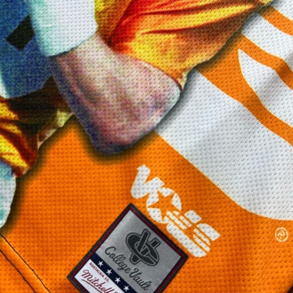 Mitchell & Ness Peyton Manning Black/Orange Tennessee Volunteers Player Tank - Picture 6 of 13